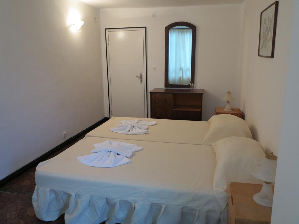 Hotel Tango Sables d'or Extérieur photo