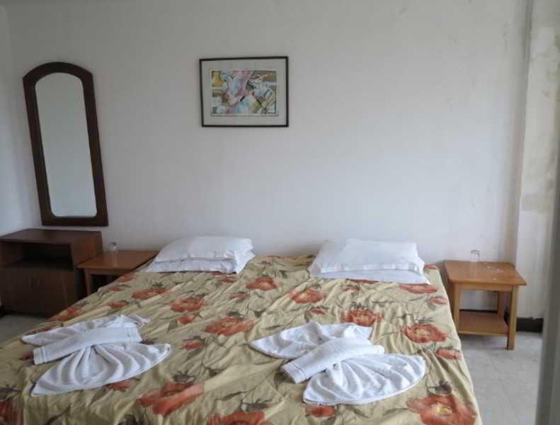 Hotel Tango Sables d'or Extérieur photo